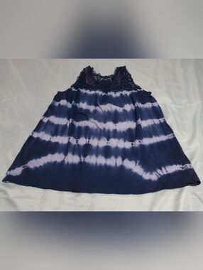 🖤4/$10 Greater Good Navy Tie-Dye Crochet Yoke Tank Top
